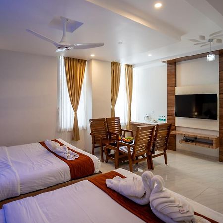 Hotel Sree Bharat Residency Alāndurai Exteriér fotografie