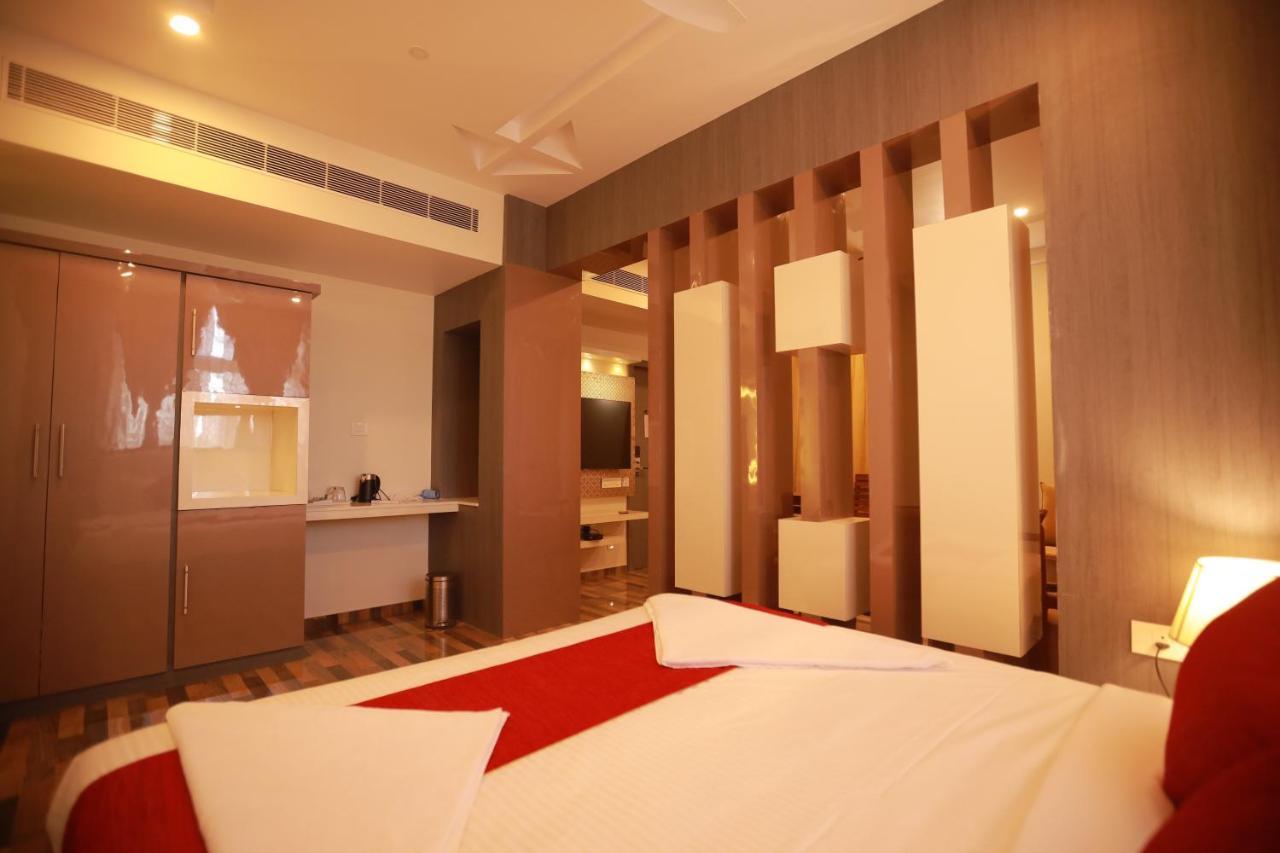 Hotel Sree Bharat Residency Alāndurai Exteriér fotografie