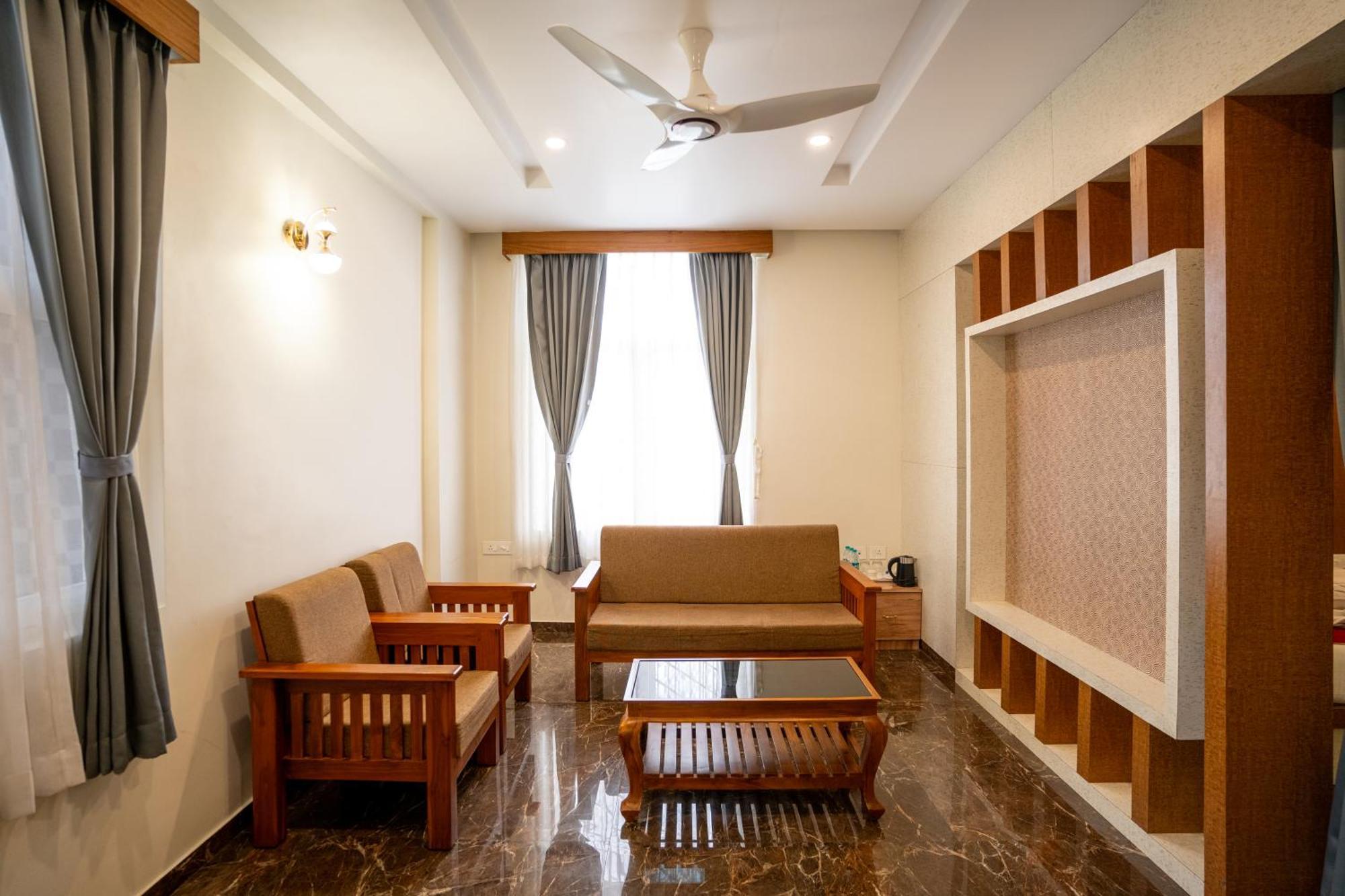Hotel Sree Bharat Residency Alāndurai Exteriér fotografie